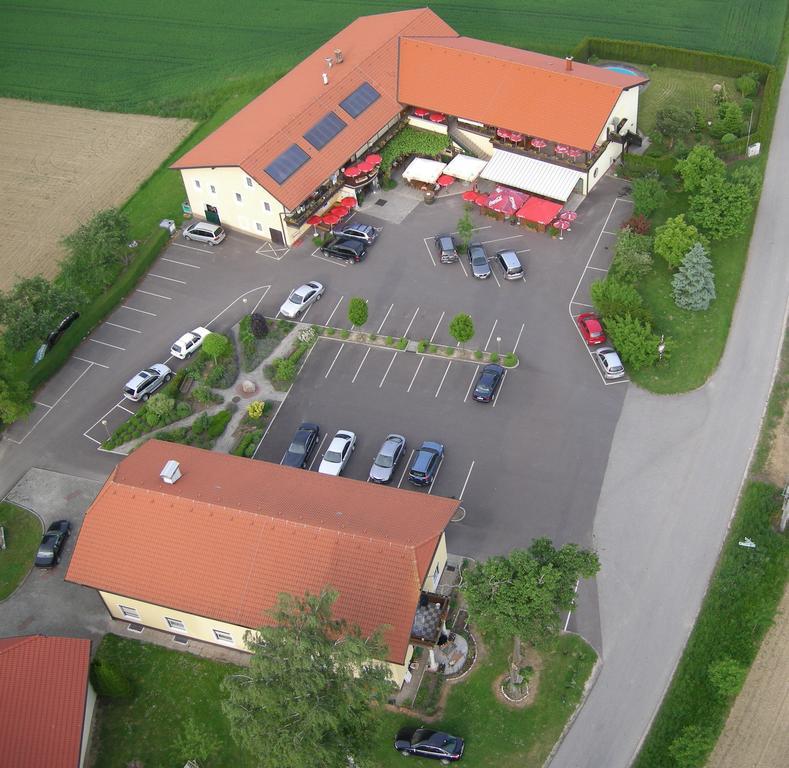 Pension Weinbauer Hofkirchen im Traunkreis 외부 사진