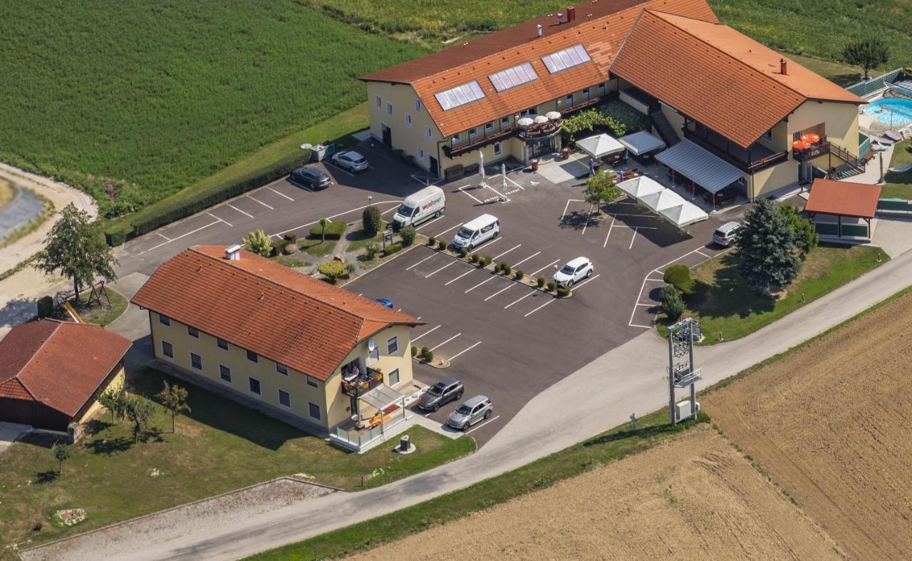 Pension Weinbauer Hofkirchen im Traunkreis 외부 사진